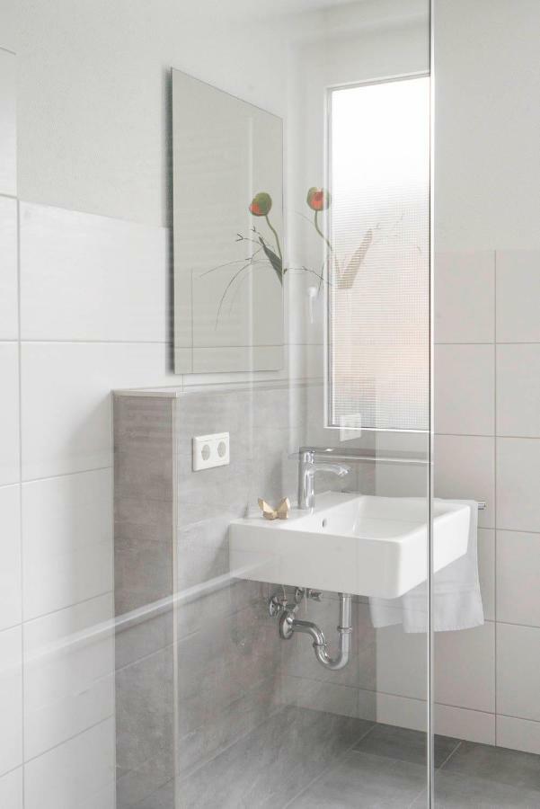Apartwehr Business&Ferien Apartment Gelb Экстерьер фото