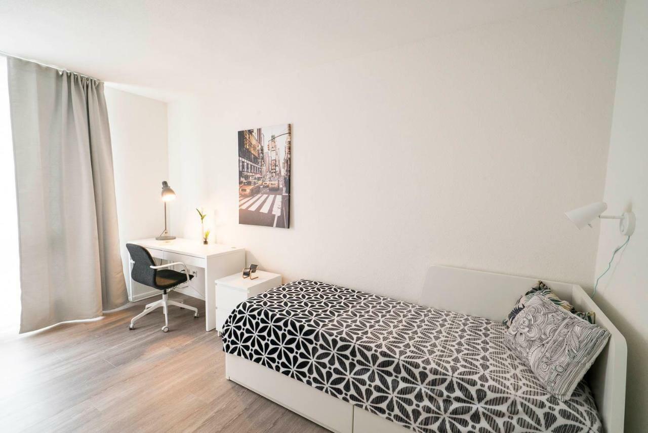 Apartwehr Business&Ferien Apartment Gelb Экстерьер фото